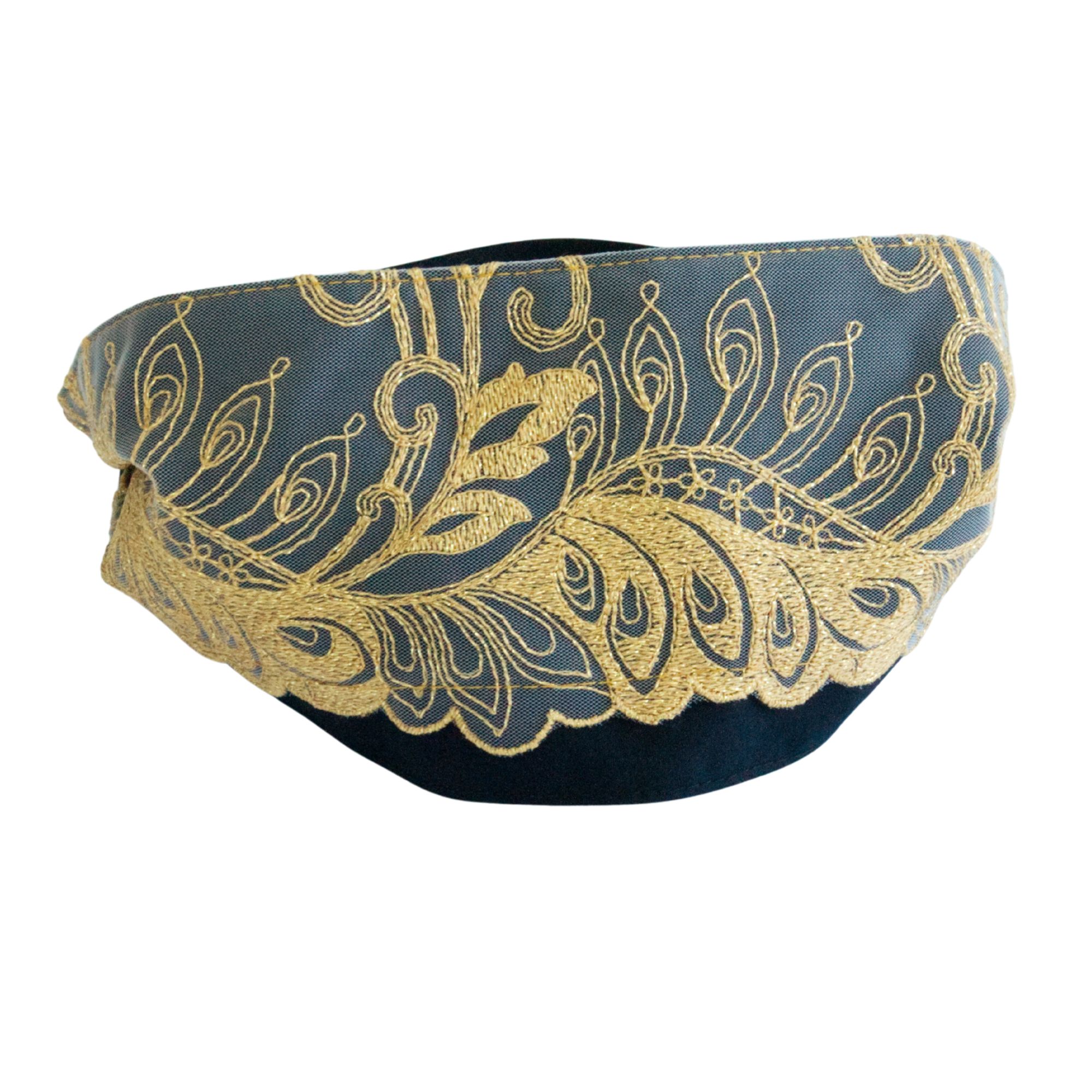 Augenbinde "Aurea" mit goldener Spitze – für Shibari & Sensory Play, Meditationsmaske | Exklusiv-Design von TheRopestry