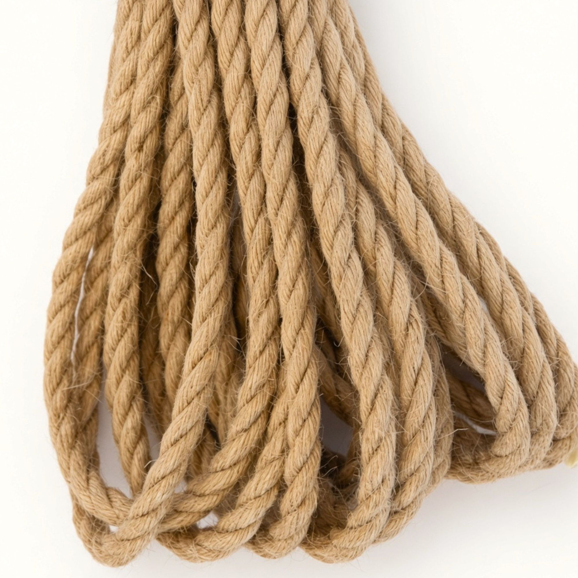 ø 5.5mm KINSEI golden premium jute rope, Z-twist medium-lay jute rope for Shibari & Kinbaku applications, untreated, JBO-free | TheRopestry